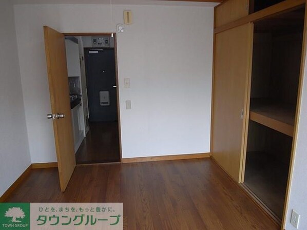 ヴィラ市ヶ尾の物件内観写真